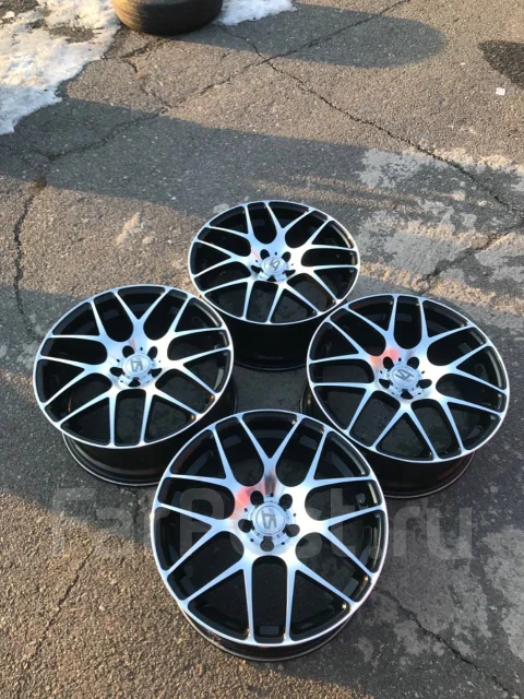 OZ Racing Canyon ST. 8.5x19", 5x114.3, ET38 ����