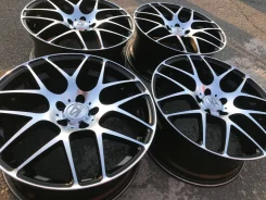 OZ Racing Canyon ST. 8.5x19", 5x114.3, ET38 ����