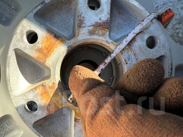 RTX Arch. 7.5x17", 6x139.7, ET30, �� 65���. ����