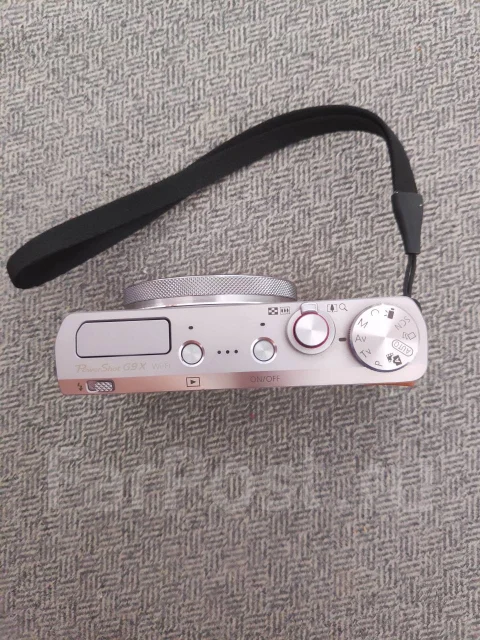 Canon PowerShot G9 X. 20 � ����� ��, ���: 12� ����