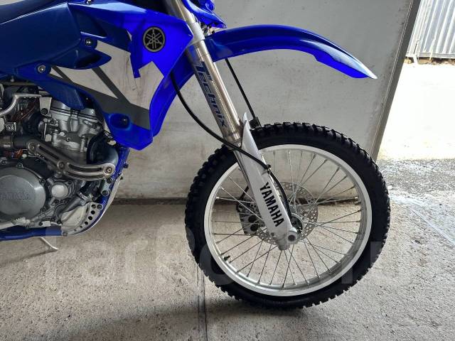 Yamaha wr250f езда