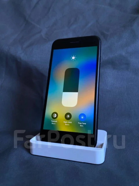 Apple iPhone SE 2020. �/� ����