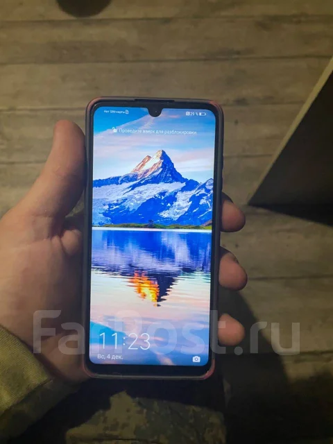 Honor 20 lite. �����, ���������, 4G LTE, Dual-SIM, NFC ����