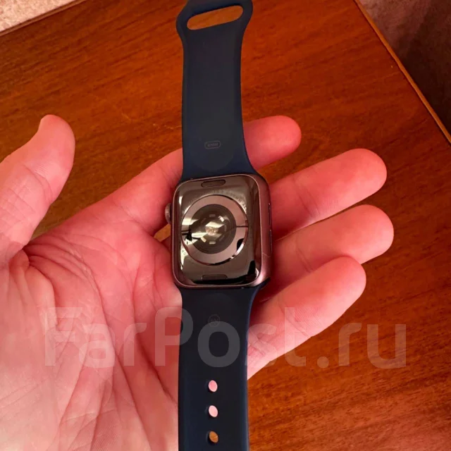 Apple Watch Series 5. NFC ����