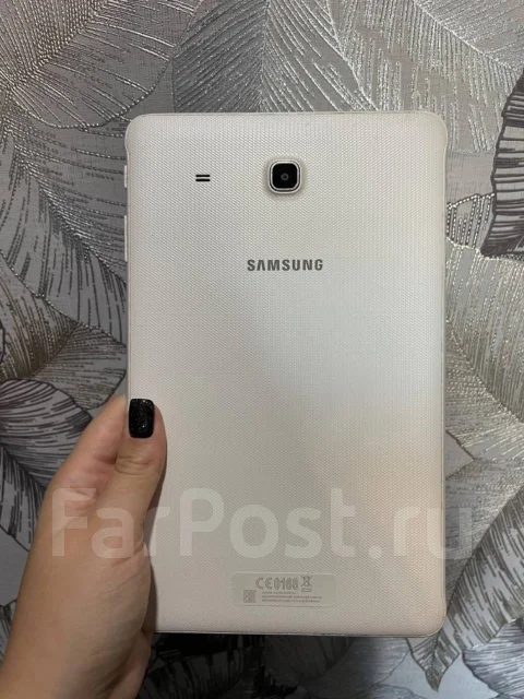 Samsung Galaxy Tab E ����