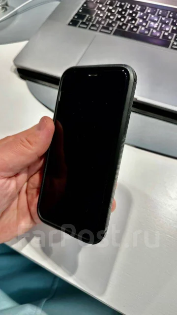 Apple iPhone 11 Pro. �/�, �������, 4G LTE, Dual-SIM, NFC ����