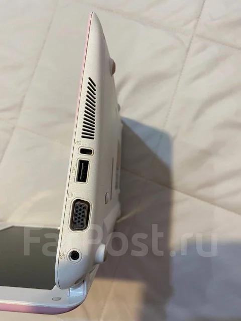 Asus Eee PC 1005HA. 11", ��� 2048 ��, ���� 160���, WiFi: 1, Bluetooth: 1, ����������� �� 1��. ����