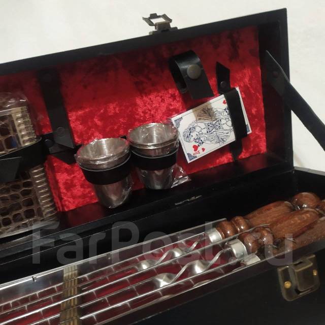 Набор для шашлыка (подарочный), новый, в наличии. Цена: 7 200₽ во ...