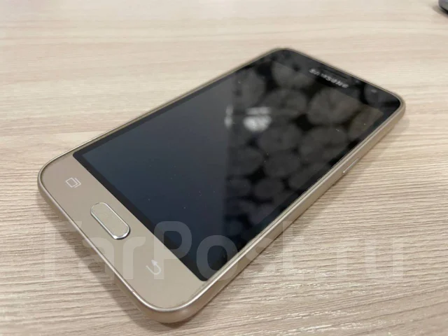 Samsung Galaxy J1 2016. �/�, �������, ������ ����
