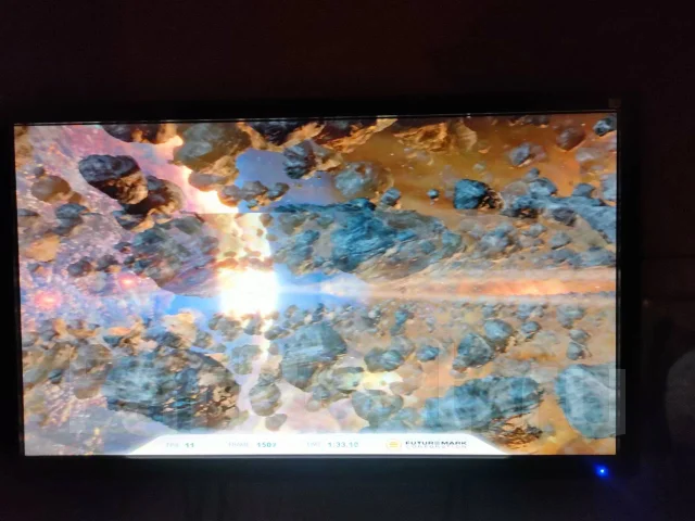 GeForce 9800 GT ����
