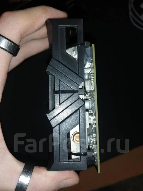 GeForce GTX 1070 ����