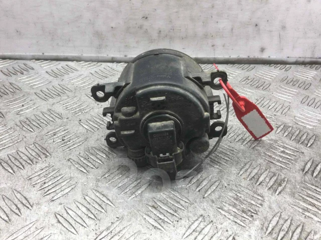 ���� ��������������� ����� Renault Megane 2004 48109076 620639 ����