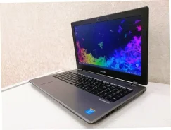 Epson. 15.6", 2,5����, ��� 4 ��, ���� 128���, WiFi: 1, Bluetooth: 1, ����������� �� 4��. ��� ����� �� ������� ����