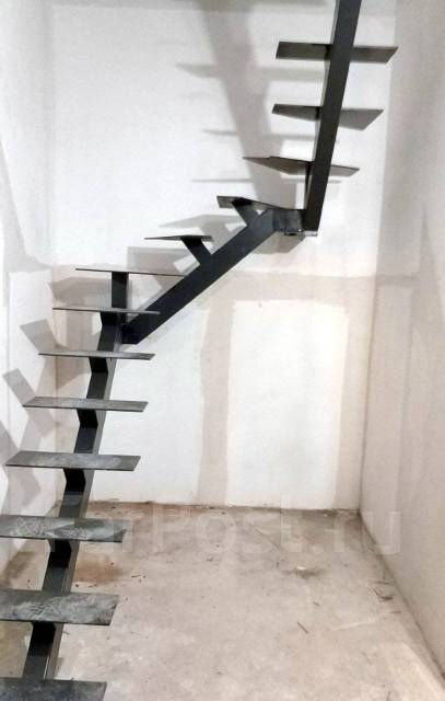 Изготовление металлических лестниц на центральном монокасауре ...