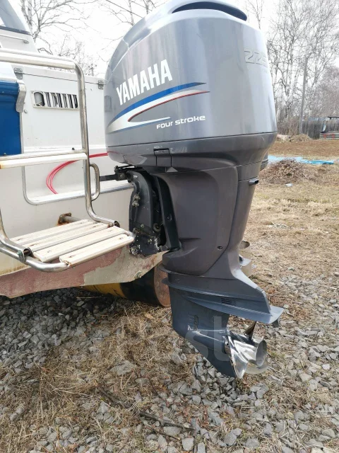 Yamaha FR-25. 1992 ���, ����� 8,5��., ��������� ���������, 225��.�., ������ ����