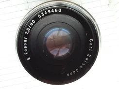 Zeiss ����