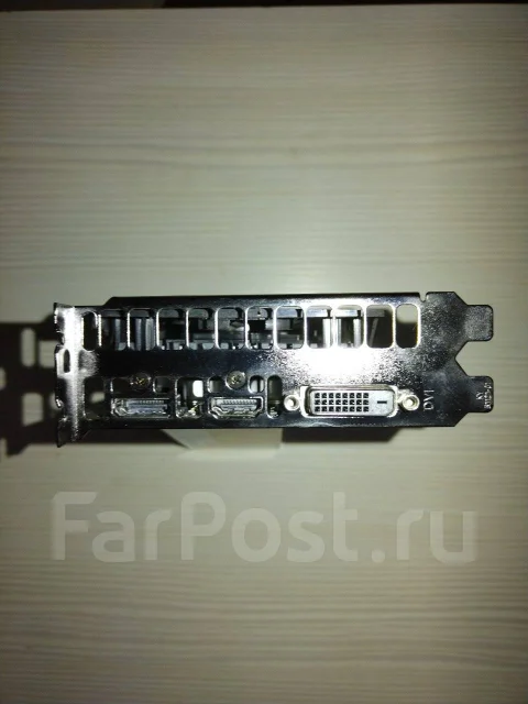 Radeon RX 560 ����