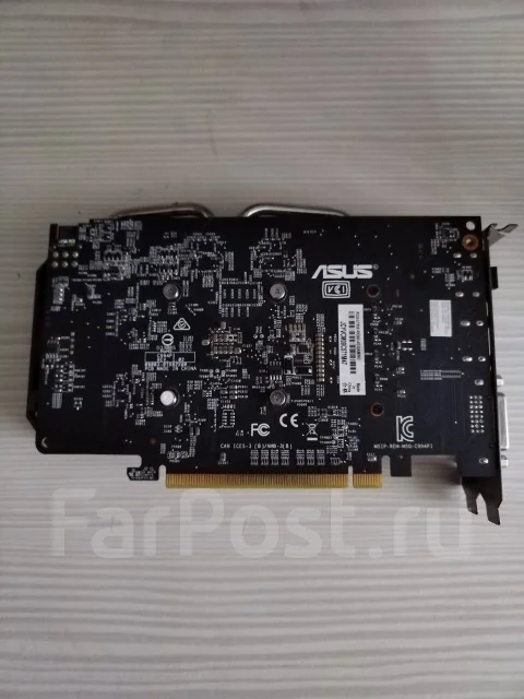 Radeon RX 560 ����
