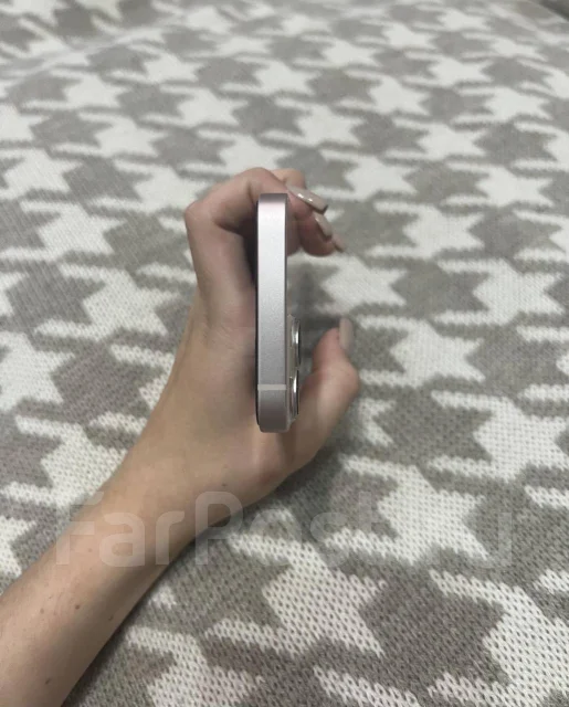 Apple iPhone 13 mini. �/�, �������, 4G LTE ����