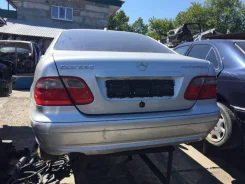 Mercedes-Benz CLK-Class ����