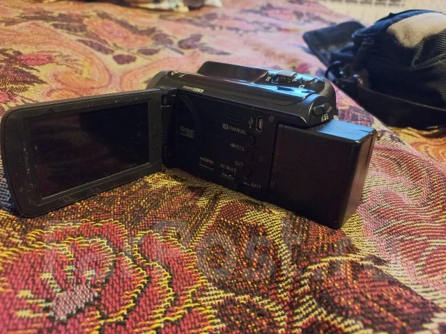 Panasonic HDC ����