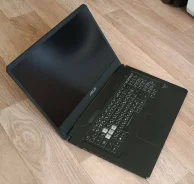 Asus TUF Gaming FX705DU. 17.3" ����