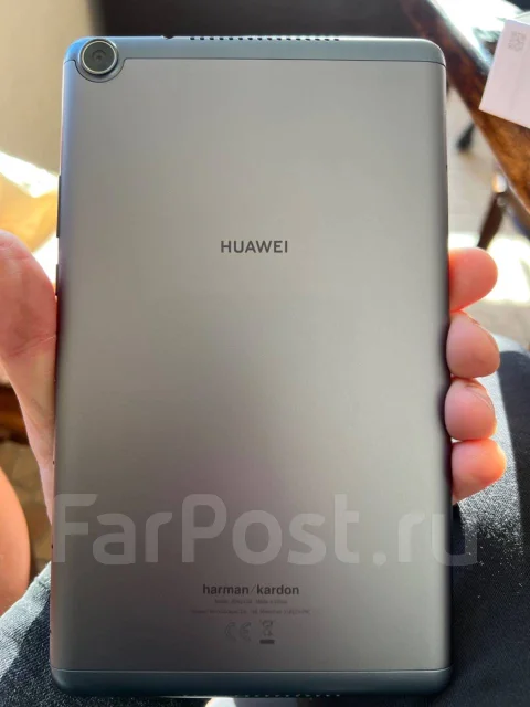 Huawei MediaPad M5 Lite. 8 ������, ������ 32 �� ����