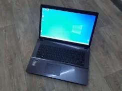 DNS. 17.3", 2,4����, ��� 8 ��, ���� 240���, WiFi: 1, ����������� �� 3��. ����