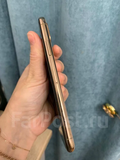 Apple iPhone Xs. �/�, �������, 4G LTE, NFC ����
