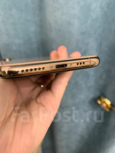 Apple iPhone Xs. �/�, �������, 4G LTE, NFC ����