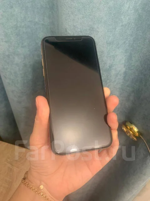 Apple iPhone Xs. �/�, �������, 4G LTE, NFC ����