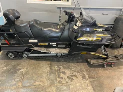 BRP Ski-Doo Skandic SUV ����