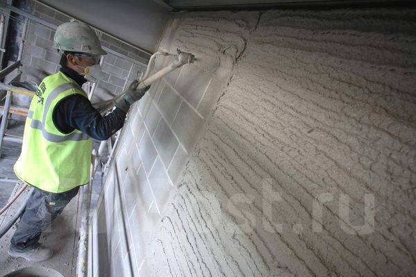 Механизированная штукатурка по маякам в Уссурийске