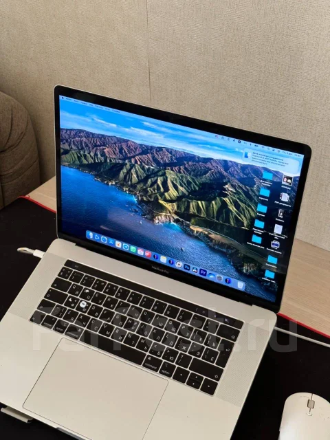 Apple MacBook Pro 15 2018. 15", ���� 512���, ����������� �� 6��. ����