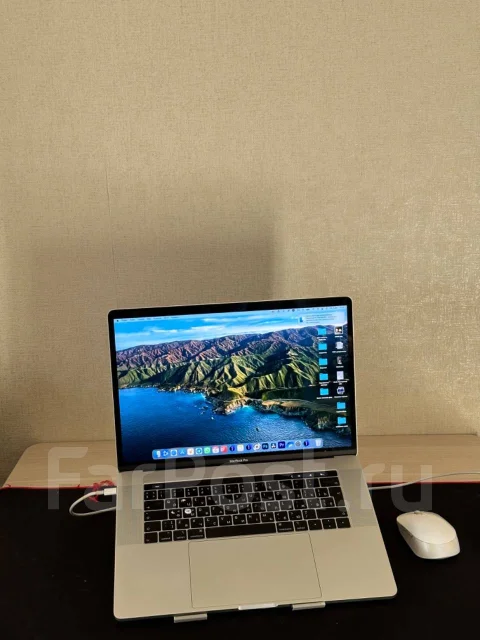 Apple MacBook Pro 15 2018. 15", ���� 512���, ����������� �� 6��. ����