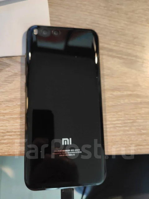 Xiaomi Mi6. �/�, ������, 4G LTE, Dual-SIM, NFC ����