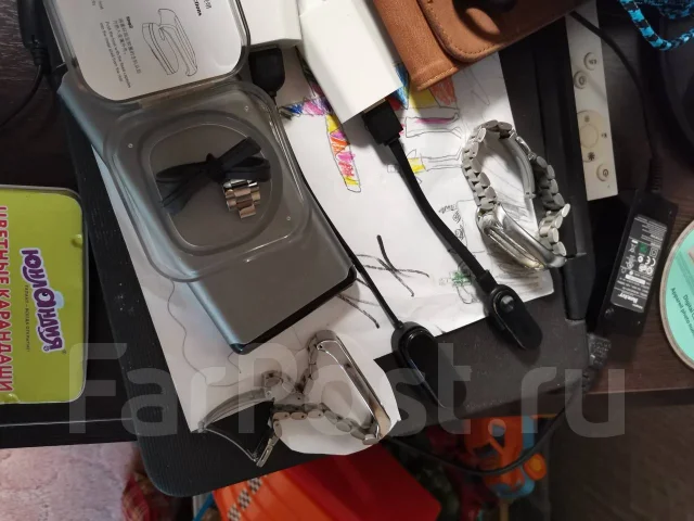 Xiaomi Mi Band 4 ����
