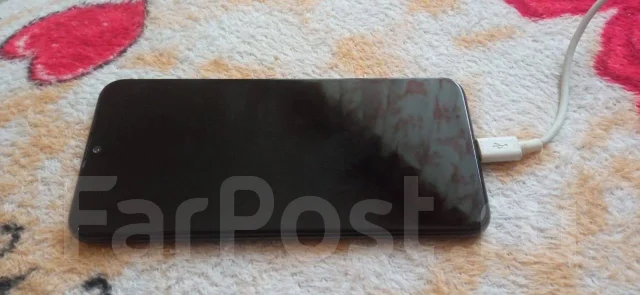 Honor 10i. �/� ����