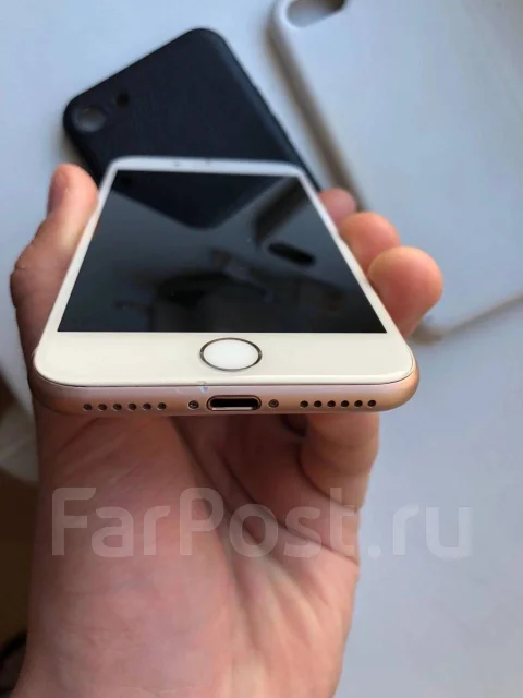 Apple iPhone 8. �/�, �������, 3G, 4G LTE, NFC ����
