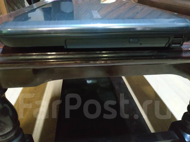 Samsung R525. 15.6", 2,4����, ��� 3072 ��, ���� 500���, WiFi: 1, Bluetooth: 1, ����������� �� 1��. ����