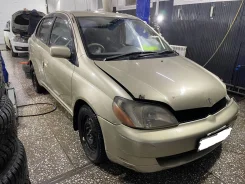 Toyota Platz. 1SZFE ����