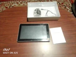 Apple iPad 2. 8 ������ ����