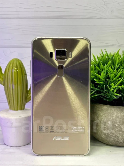 Asus ZenFone 3. �/� ����