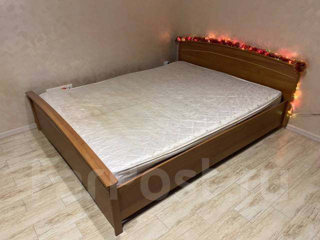 Двухспальная кровать с матрасом 160*200, б/у, в наличии. Цена: 6 500 ...