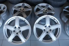 Dunlop Plencia. 8.0x18", 5x114.3, ET42, �� 73,1���. ����