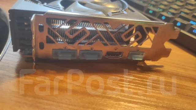 Radeon RX 5600 XT ����