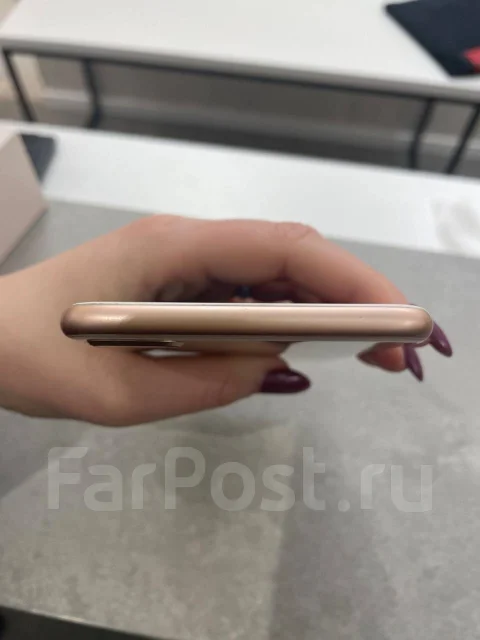 Apple iPhone 8 Plus. �/�, �������, 3G, 4G LTE, ����������, NFC ����