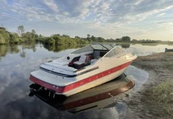 Maxum. 1993 ���, ����� 5,79��., ��������� ������������, 300��.�., ������ ����
