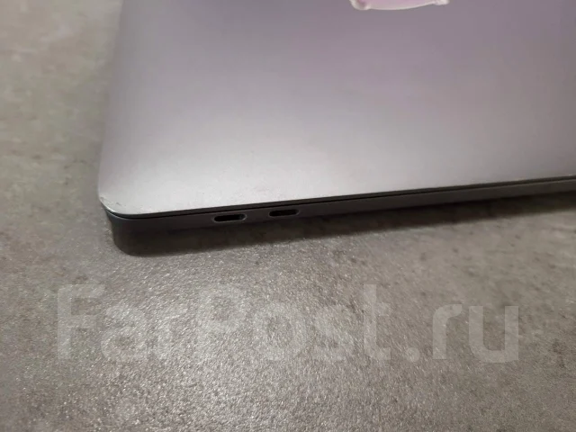 Apple MacBook Pro 15 2017 Mid. 15.4", 2,8����, ��� 16 ��, ���� 256���, WiFi: 1, Bluetooth: 1 ����
