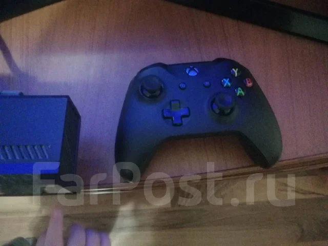 Microsoft Xbox One X ����